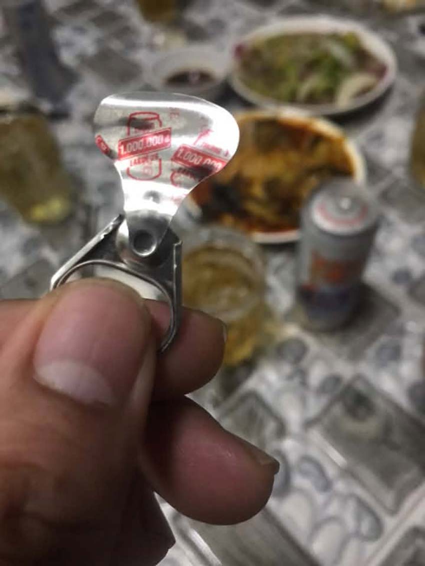 Bia Larue trúng thưởng iPhone